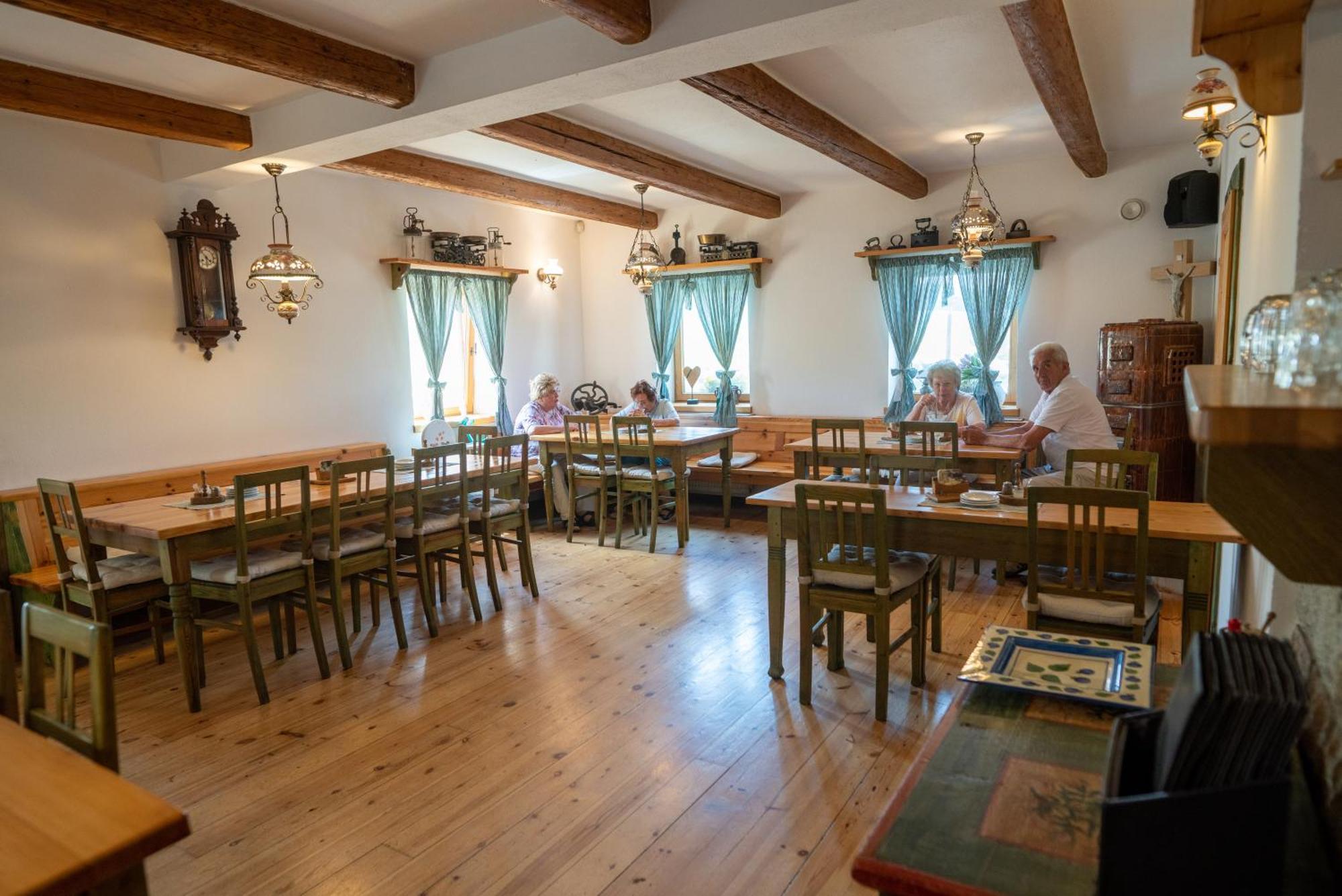 Pension Kamenny Dvur Frantiskovy Lazne Exterior photo